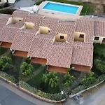 Baia Sant Anna Con Piscina Apartment
