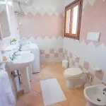 Baia Sant Anna Con Piscina Apartment