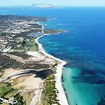 Baia Sant Anna Con Piscina * Tanaunella
