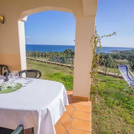 Baia Sant Anna Con Piscina Apartament *