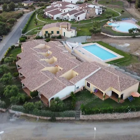 Baia Sant Anna Con Piscina Apartamento Tanaunella