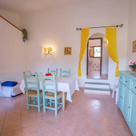 Baia Sant Anna Con Piscina Apartment *