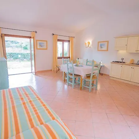 Apartamento Baia Sant Anna Con Piscina Tanaunella
