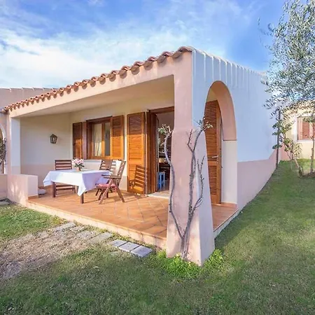 Apartamento Baia Sant Anna Con Piscina *