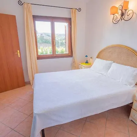 Baia Sant Anna Con Piscina Apartamento