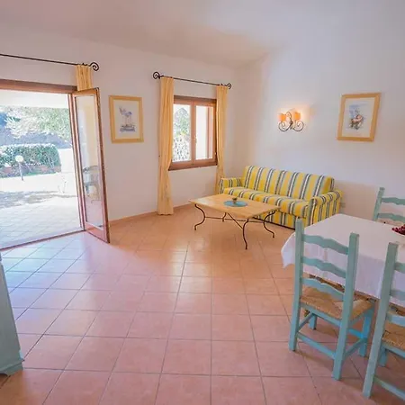 Baia Sant Anna Con Piscina * Tanaunella