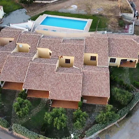Baia Sant Anna Con Piscina