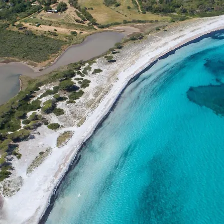 Baia Sant Anna Con Piscina *