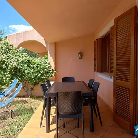Baia Sant Anna Con Piscina *