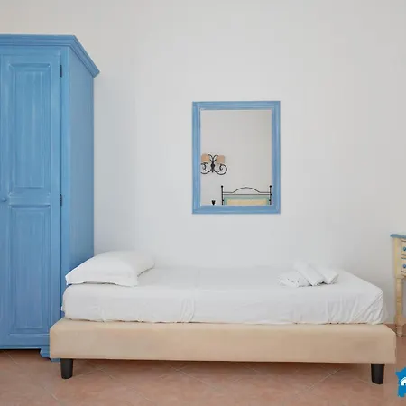 Apartment Baia Sant Anna Con Piscina