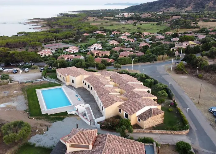 Apartman Baia Sant Anna Con Piscina Tanaunella