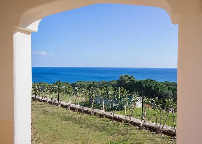 Baia Sant Anna Con Piscina