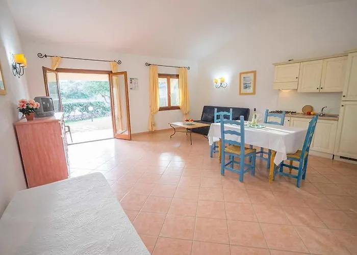 Baia Sant Anna Con Piscina * Tanaunella